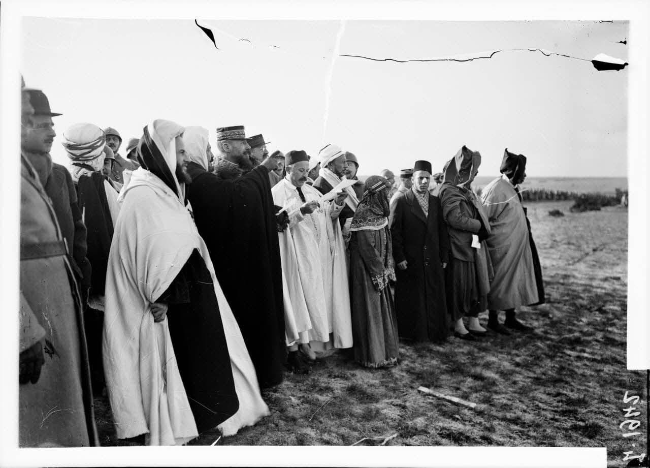 Photographies de l'érudit Sīdī Aḥmad Skiredj et des figures de la voie - Sīdī Aḥmad SKIREDJ à Mailly