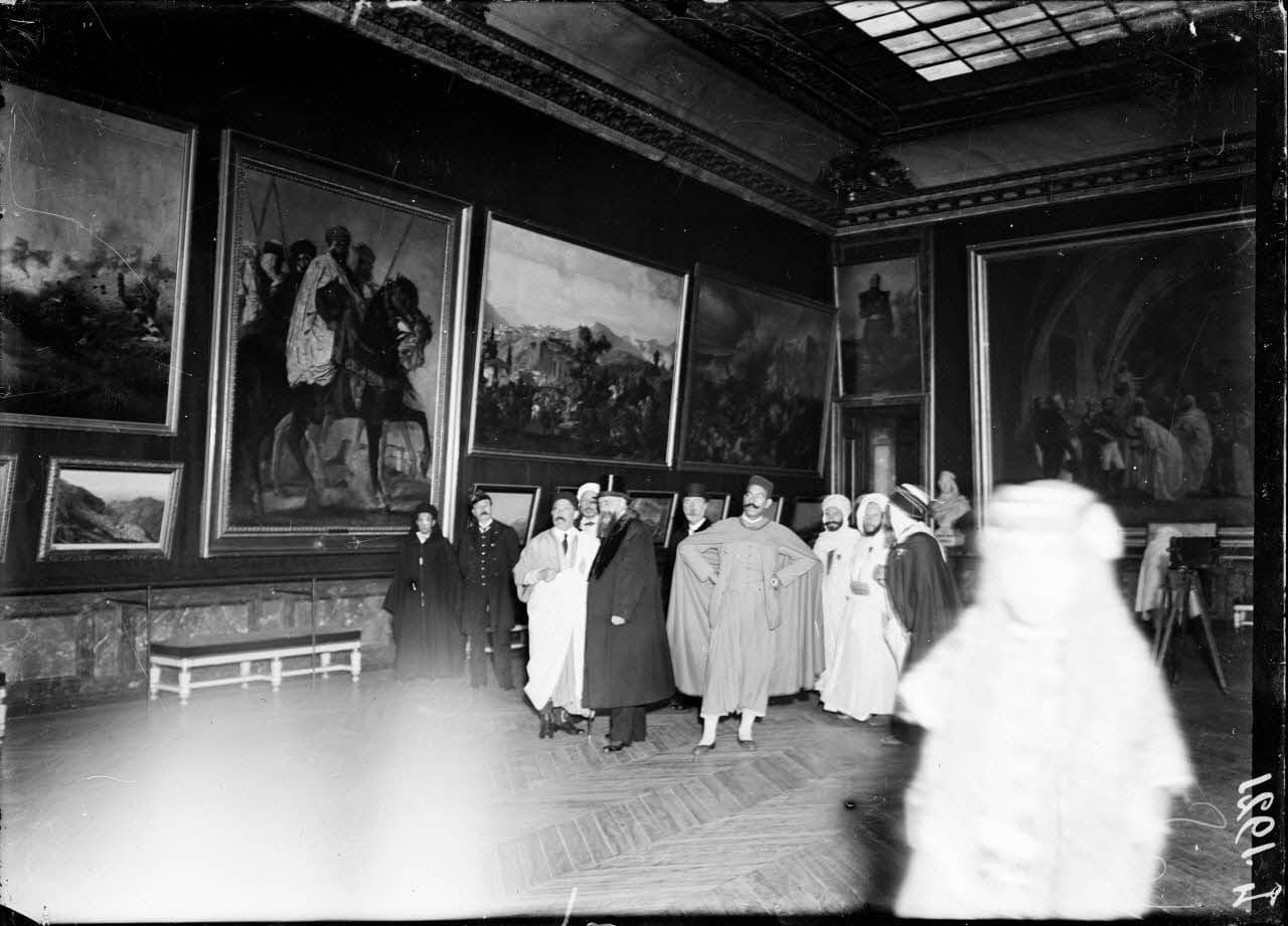 Photographies de l'érudit Sīdī Aḥmad Skiredj et des figures de la voie - Sīdī Aḥmad SKIREDJ à Versailles