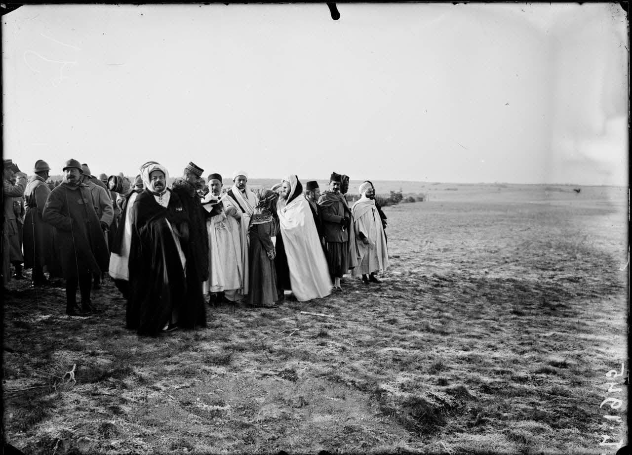 Photographies de l'érudit Sīdī Aḥmad Skiredj et des figures de la voie - Sīdī Aḥmad SKIREDJ à Mailly